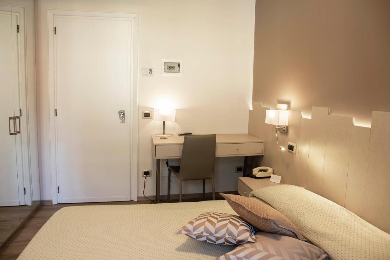 Albergo Milano Boario Terme Esterno foto