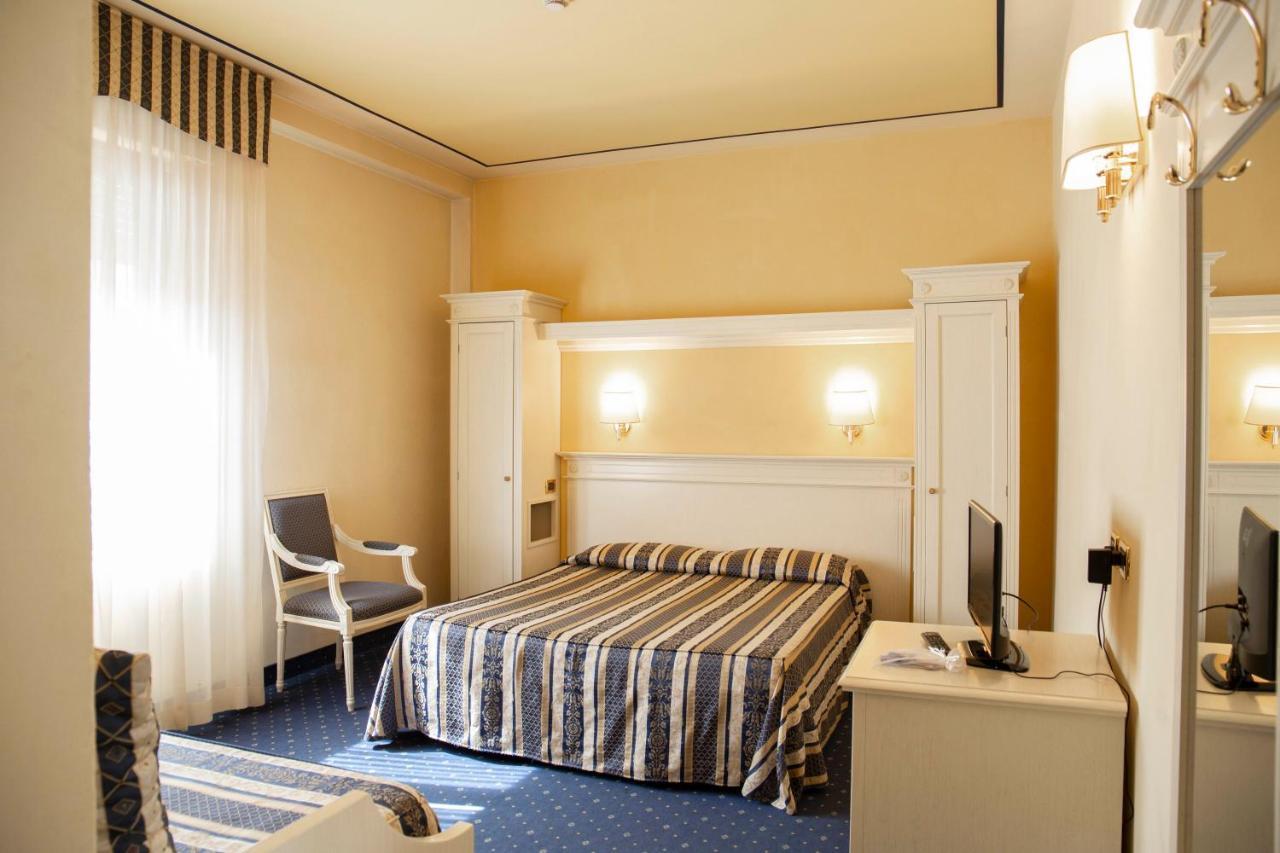 Albergo Milano Boario Terme Esterno foto