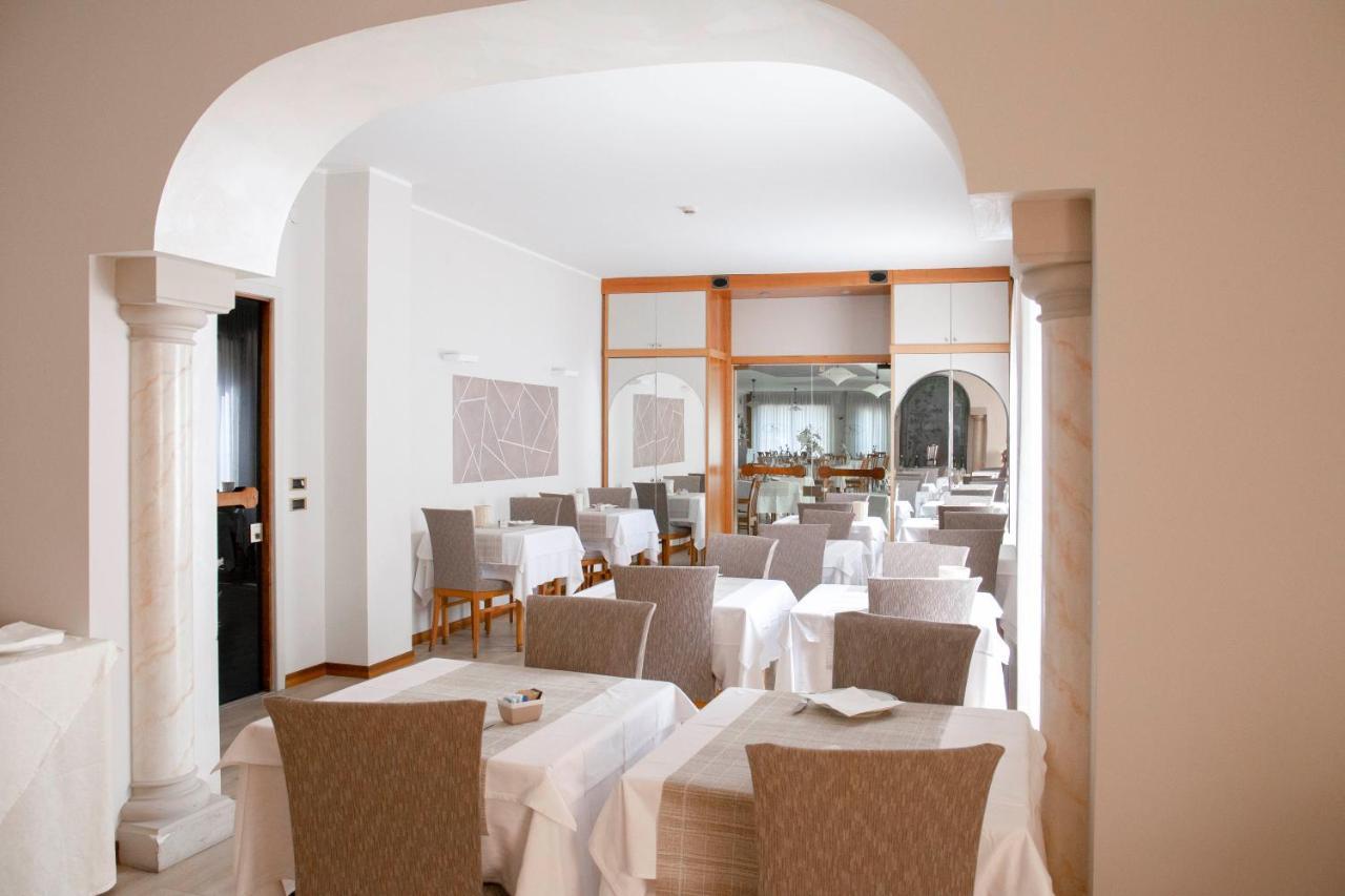 Albergo Milano Boario Terme Esterno foto
