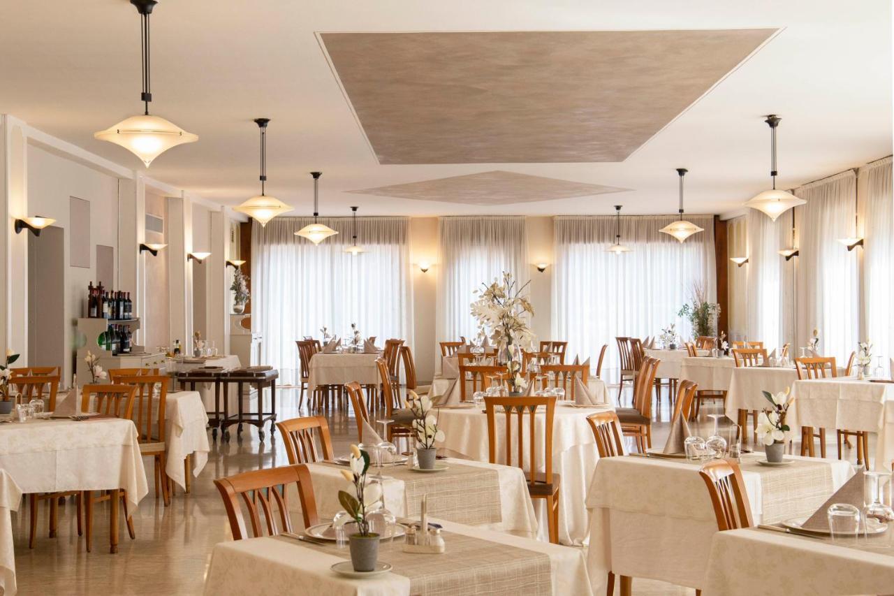Albergo Milano Boario Terme Esterno foto