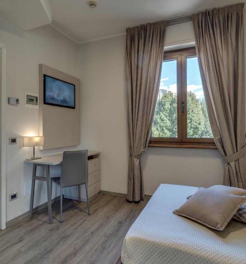 Albergo Milano Boario Terme Esterno foto