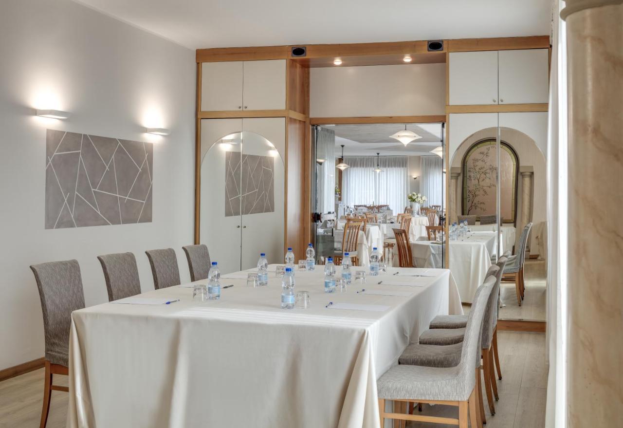 Albergo Milano Boario Terme Esterno foto